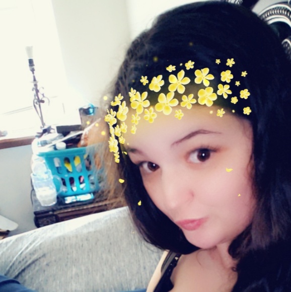 Meet your Posher, Reshelle - Picture 4 of 4